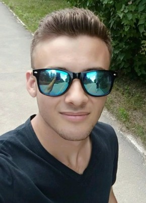 Даниил, 24, Россия, Красноперекопск