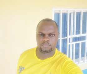 Trezeguet, 42 года, Élisabethville