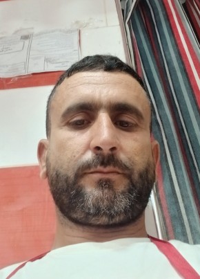 Dadi из Mouzaïa 42 года