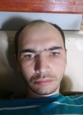 Арнольд из Зверево 33 года