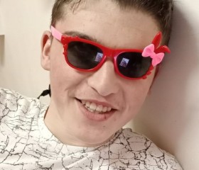 Danil, 21, Kirov (Kirov)