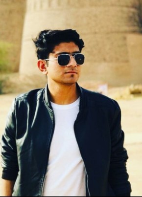 Munim, 22, Pakistan, Bahawalpur