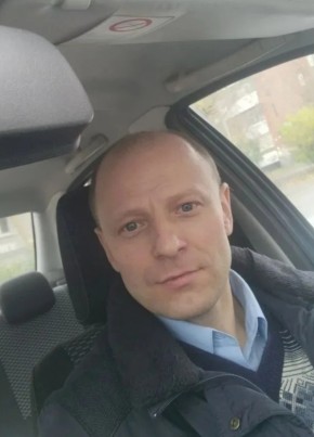 Николай из Екатеринбурга 18 лет