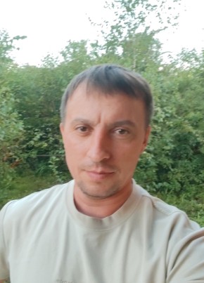 Максим