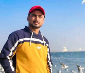 Faris, 30, Riyadh