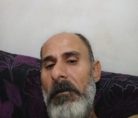 ادم, 42, Amman