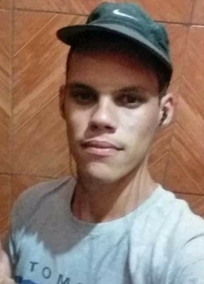 Victor, 21, República Federativa do Brasil, Tanabi