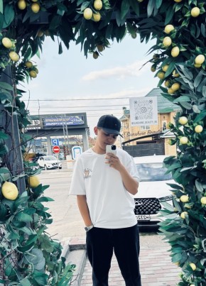Arman из Ессентуки 25 лет