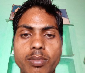 Raj Kumar Gola, 18 лет, Agra