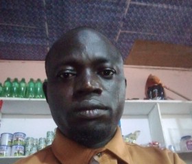 DARAI, 29, Djougou