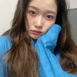 yxt78yyxu98x