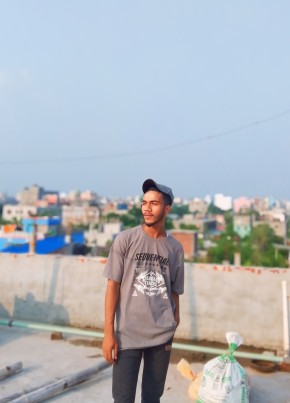 পিনিক মিয়া, 18, Bangladesh, Dhaka