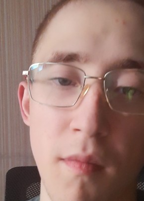 Максим Сошин из Москвы 20 лет