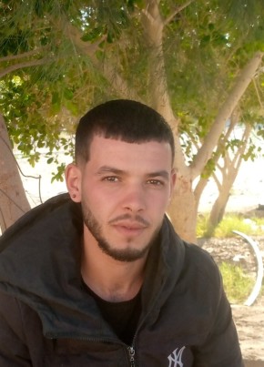 Digro, 24, People’s Democratic Republic of Algeria, Biskra