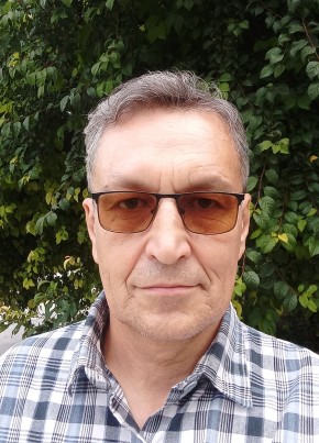 Дмитрий из Бахчисарая 58 лет