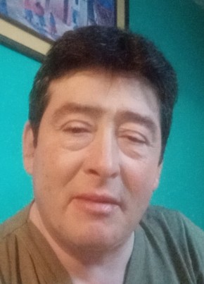 Edison Almeida, 59, República del Ecuador, Quito