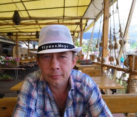 Олег, 56 лет, Калининград