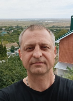Дмитрий из Батайска 38 лет