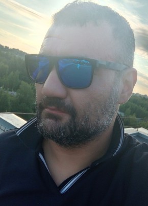 Руслан из Вологды 39 лет