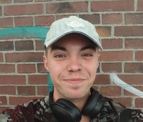 Bogdan Matsievski, 20, Hamburg