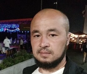 Kamol, 33, Pyt-Yakh