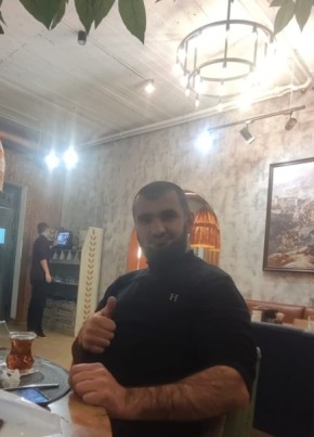 Омар из Махачкалы 41 год