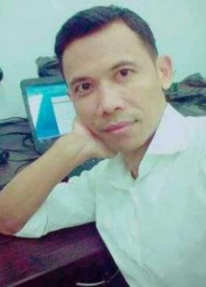 Tama, 47, Indonesia, Kota Padang