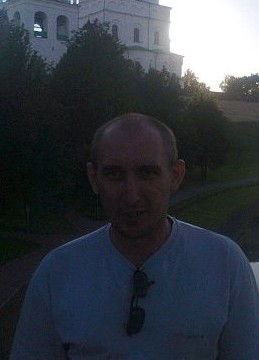Левченков Леон, 44, Россия, Псков