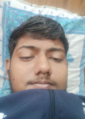 Manoj, 18, India, Jaipur