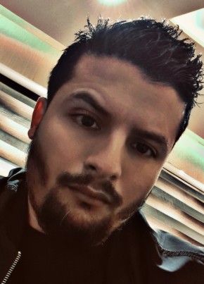 Hamza из مكة المكرمة 34 года