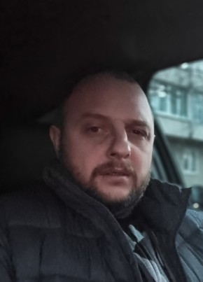 Артем