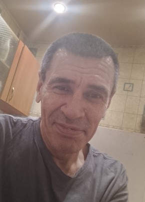 Владимир из Новоалтайска 53 года