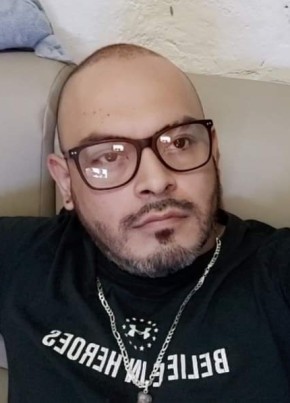 Luis Alvarez, 39, República de Guatemala, Nueva Guatemala de la Asunción