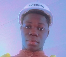 Michaël, 20, Yamoussoukro