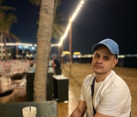 Ruslan, 32, Moscow