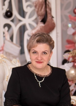 Elena, 47, Russia, Krasnoye Selo