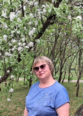 Ирина из Вятские Поляны 47 лет