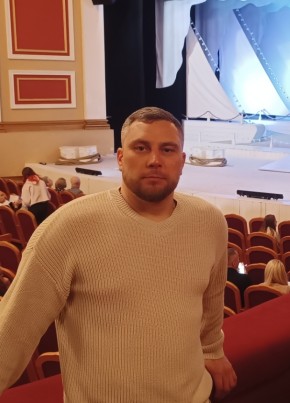 Илья из Рязани 39 лет