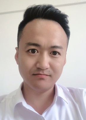 吴晓健, 36, 中华人民共和国, 长春市
