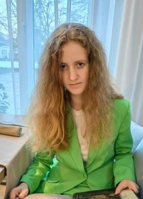 Yulya, 18, Latvia, Riga