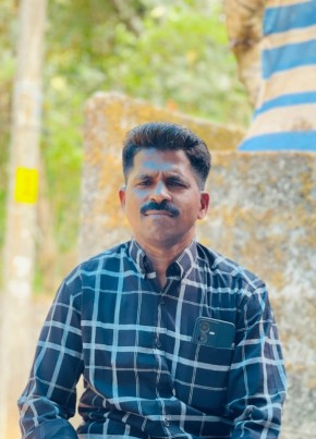 Nisar Melattur, 45, India, Manjeri