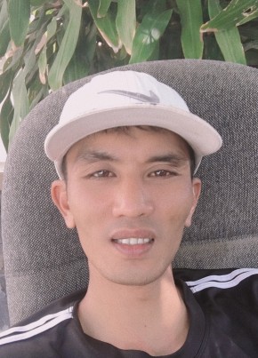 Quang, 35, Vietnam, Cam Ranh