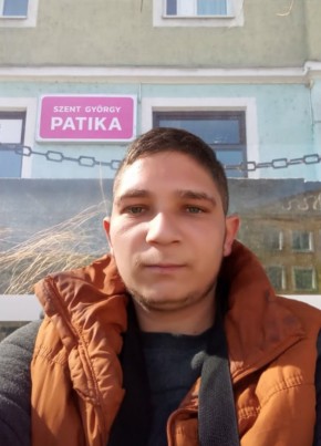 Peti, 27, A Magyar Népköztársaság, Budapest