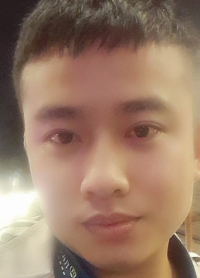 Phạm Văn Khiêm, 28, Công Hòa Xã Hội Chủ Nghĩa Việt Nam, Hà Nội