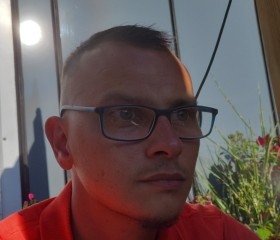 Guis, 27, Aizenay