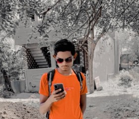 Karan, 18 лет, Dhule