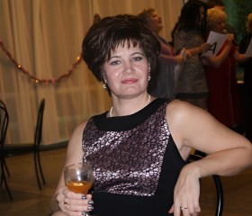 Svetlana, 54, Saky