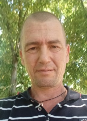 Виталик из Bălți 48 лет