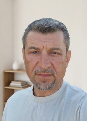 Алексей из Твери 52 года