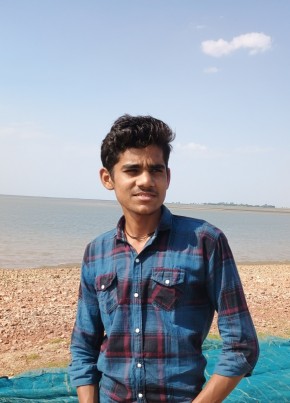 Ravi, 18, India, Lalitpur